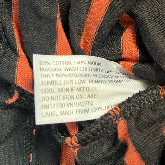 ISABEL Maternity by Ingrid & Isabel Striped Long-sleeve Ruched Tunic Top - Picture 7 of 7